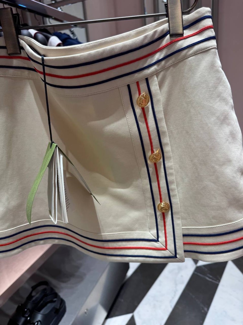 GUCCI Skirts front view - Women's luxury Clothes
