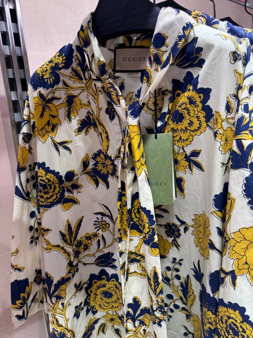 GUCCI Dresses side view - Women's luxury Clothes