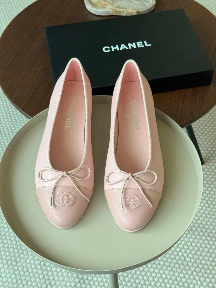 CHANEL Ballerinas front view - Women's luxury Shoes