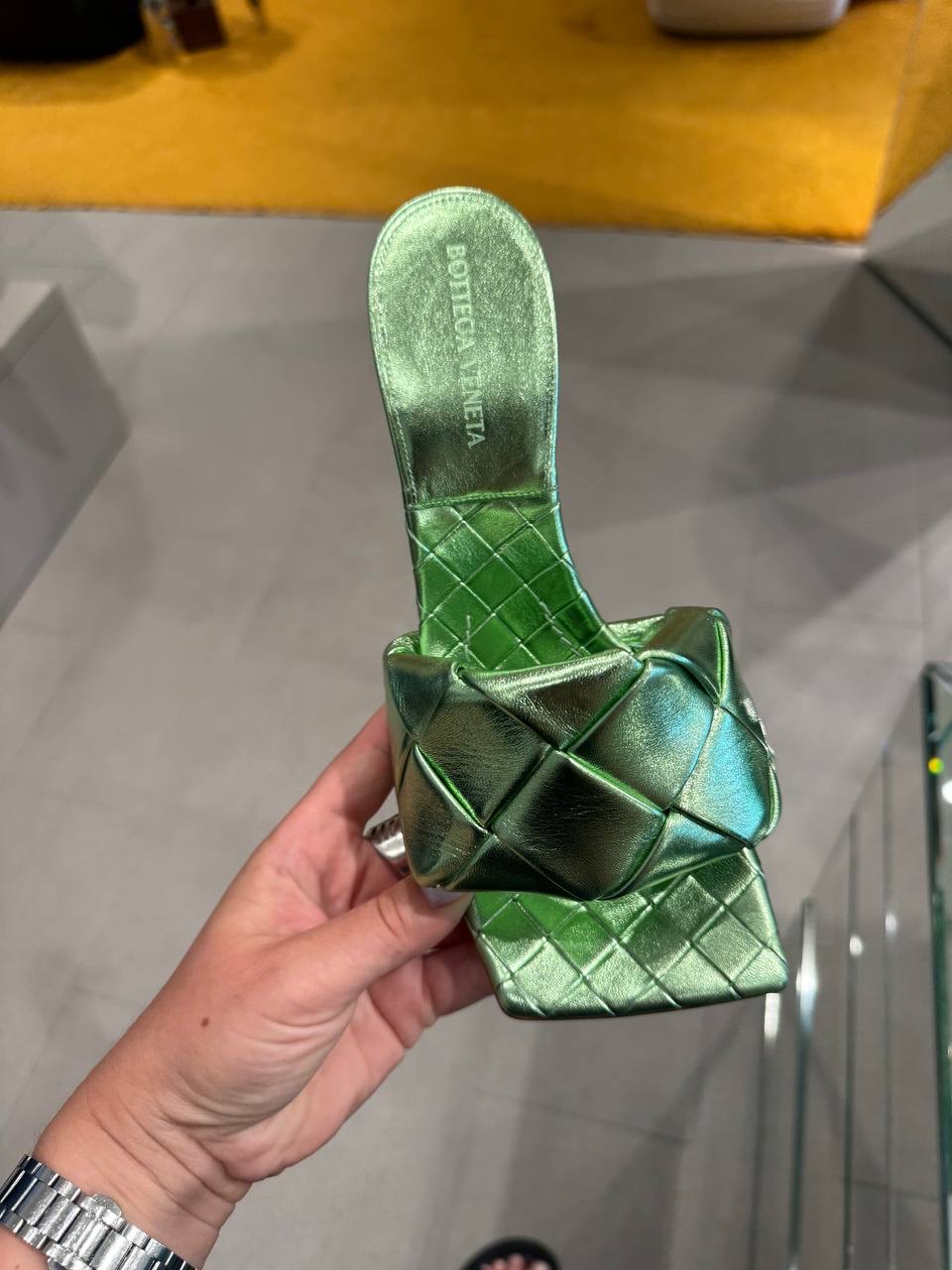 BOTTEGA VENETA Sandals side view - Women's luxury Shoes