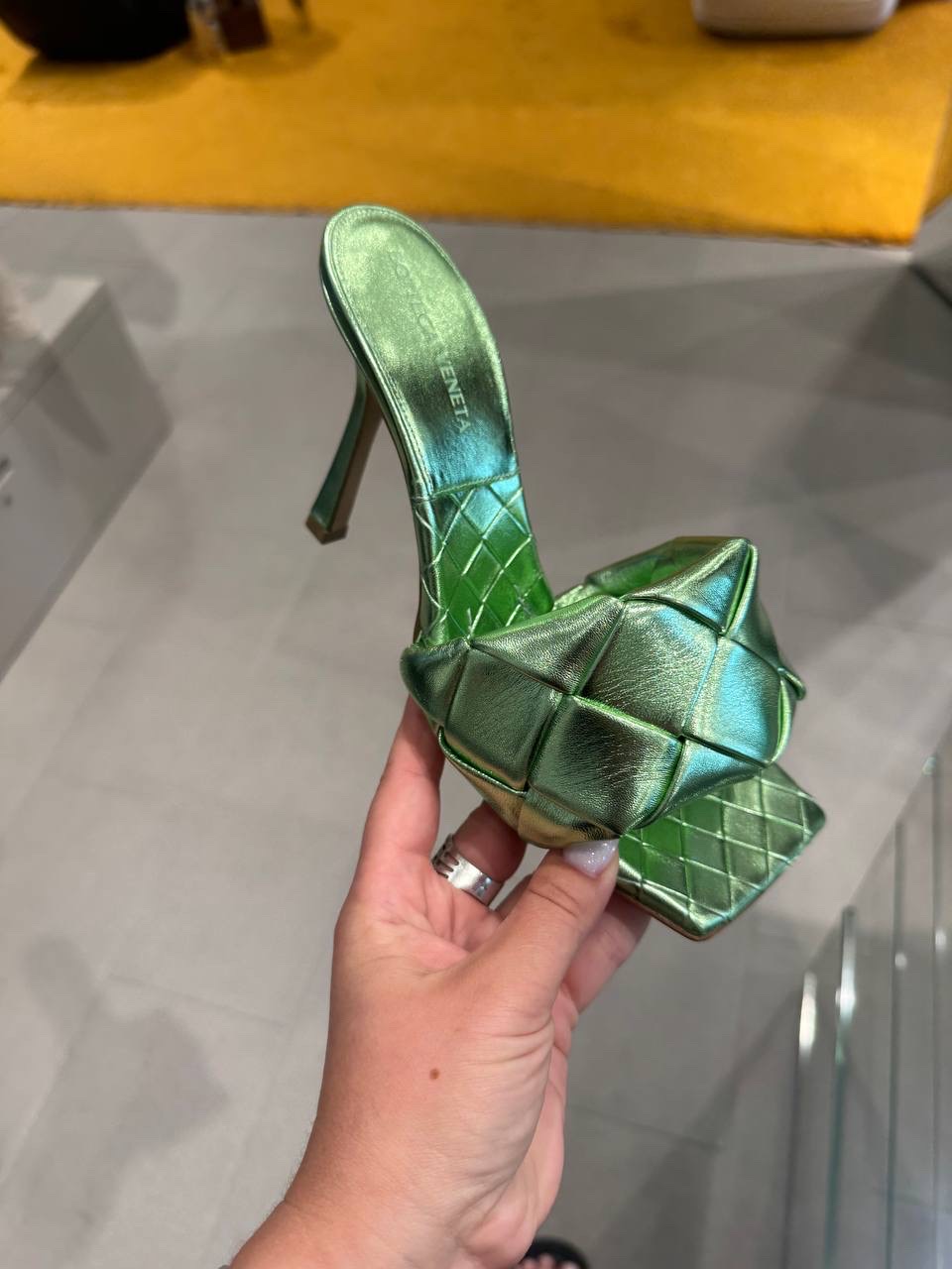BOTTEGA VENETA Sandals side view - Women's luxury Shoes