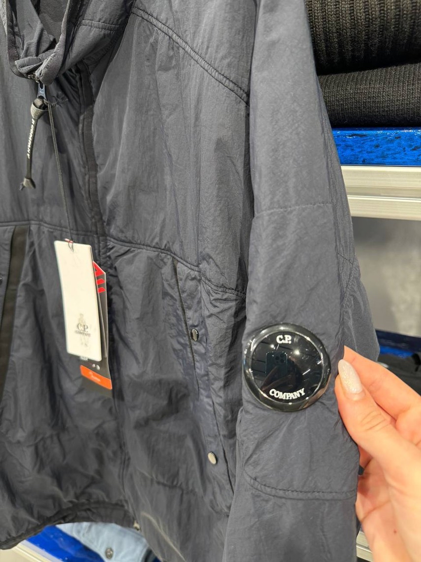 CP COMPANY Jackets side view - Men's luxury Clothes