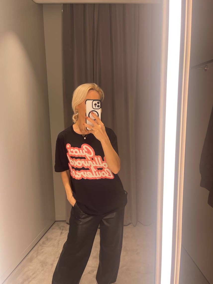 GUCCI T-shirt and Polo side view - Women's luxury Clothes