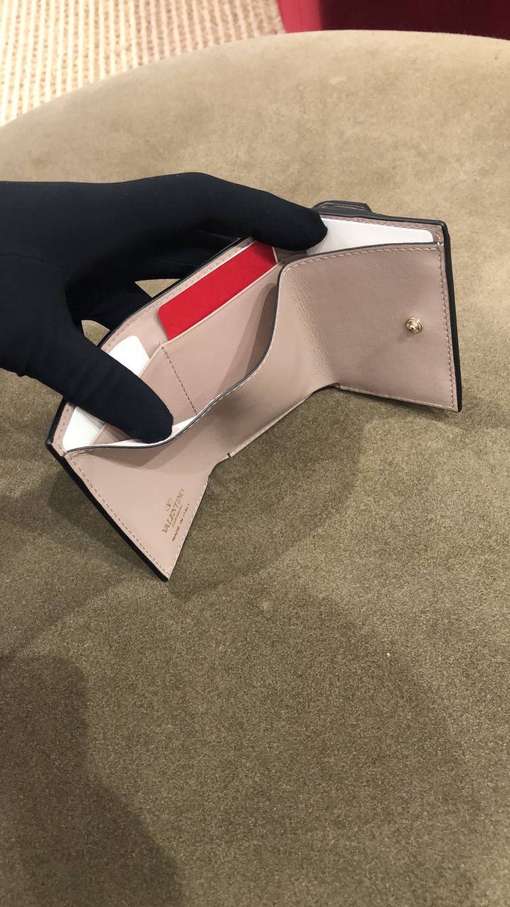 VALENTINO GARAVANI Wallets and small leather goods side view - Women's luxury Accessories