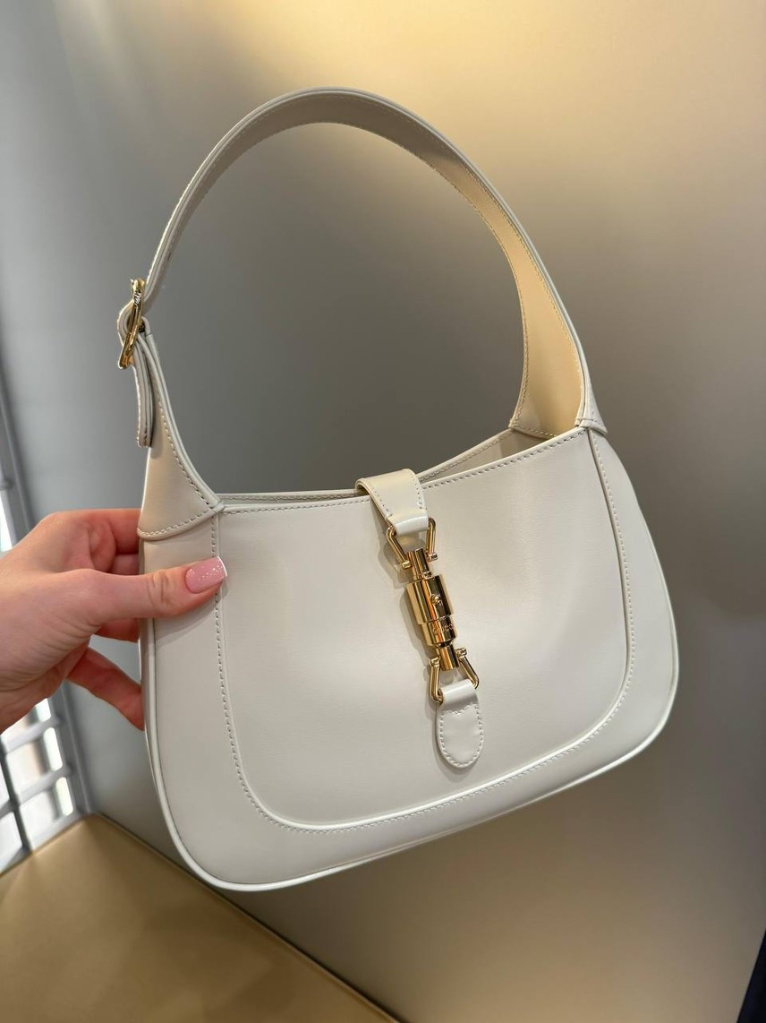 GUCCI Shoulder bags front view - Women's luxury Bags