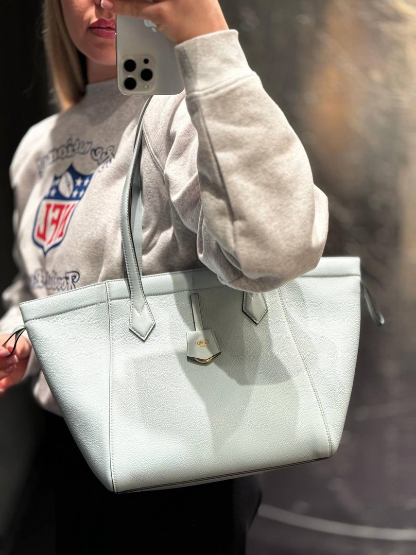 FENDI Shoulder bags side view - Women's luxury Bags