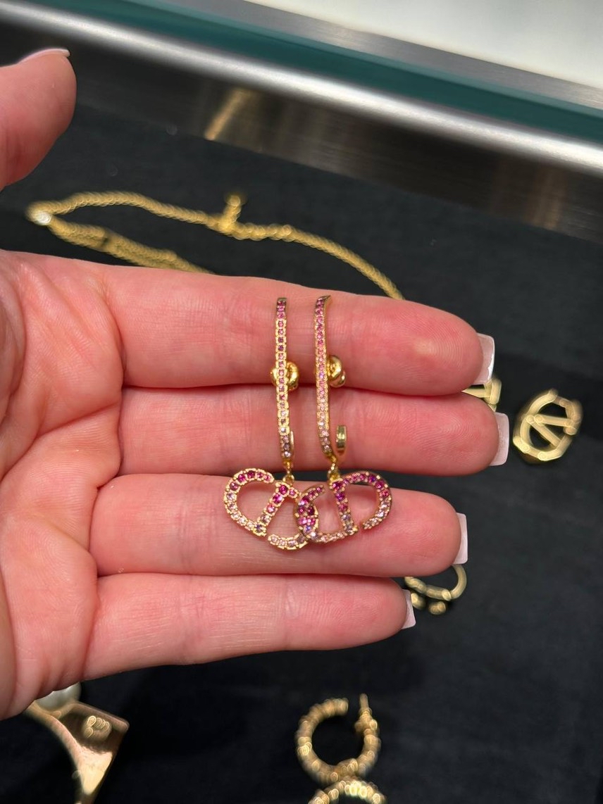 DIOR Earrings front view - Women's luxury Jewelry and watches