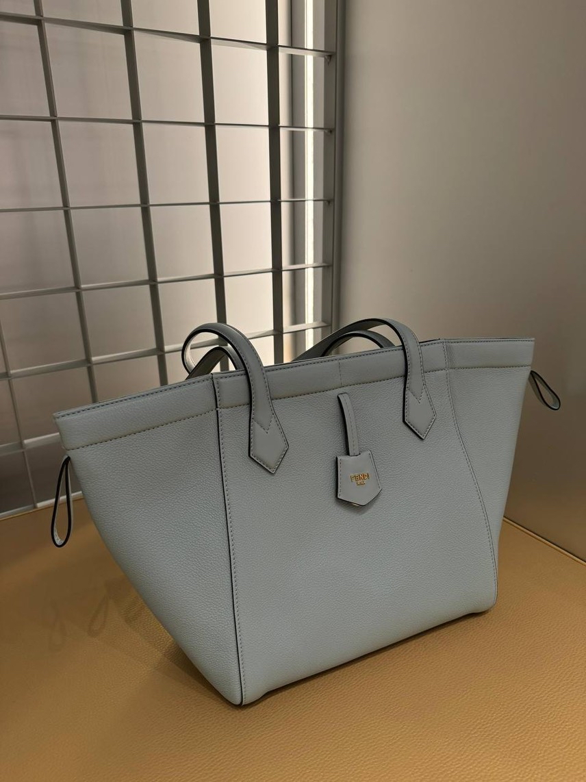 FENDI Shoulder bags side view - Women's luxury Bags