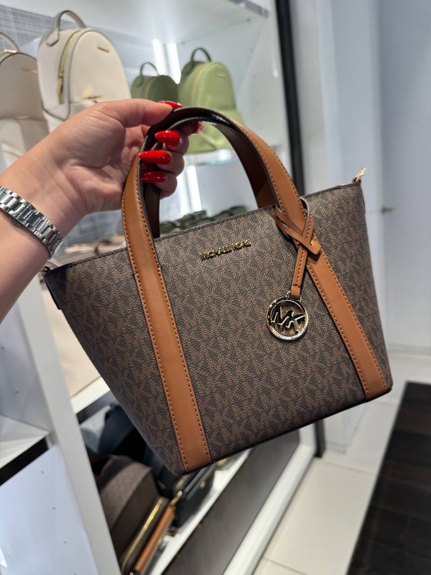 MICHAEL KORS Shoulder bags front view - Women's luxury Bags
