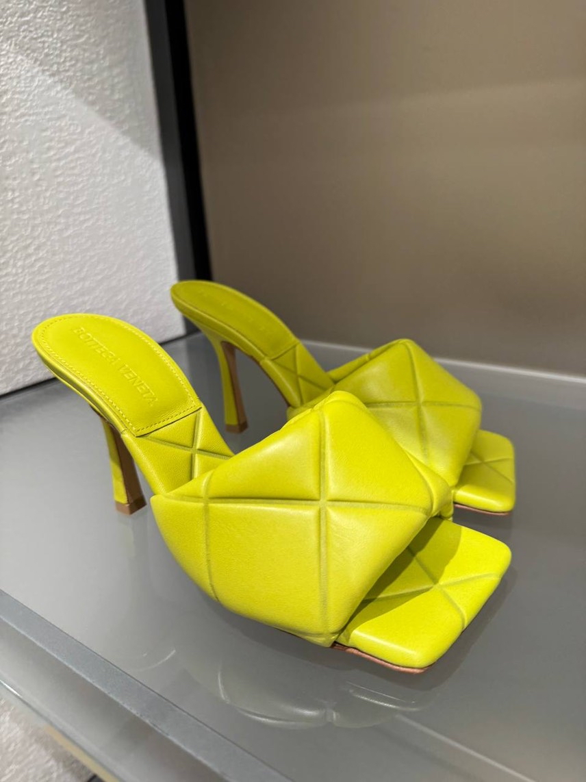 BOTTEGA VENETA Sandals front view - Women's luxury Shoes