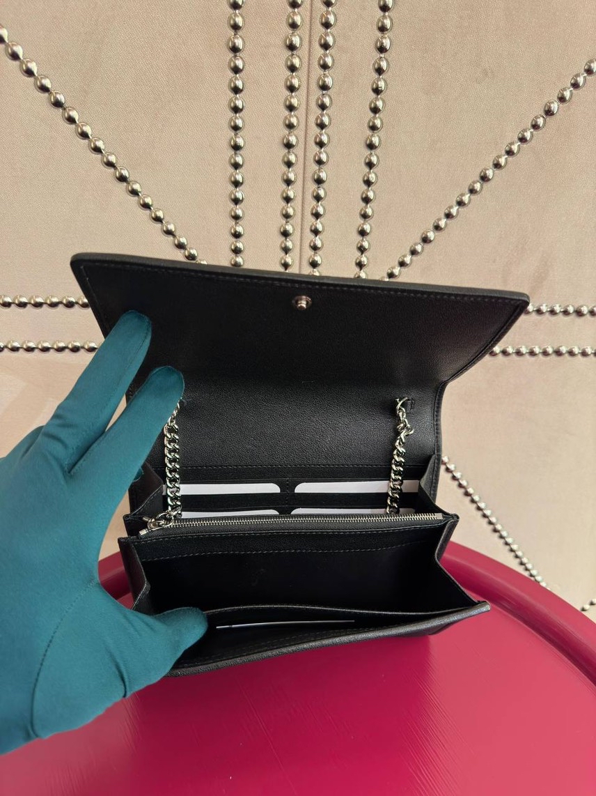 GUCCI Clutch bags side view - Women's luxury Bags