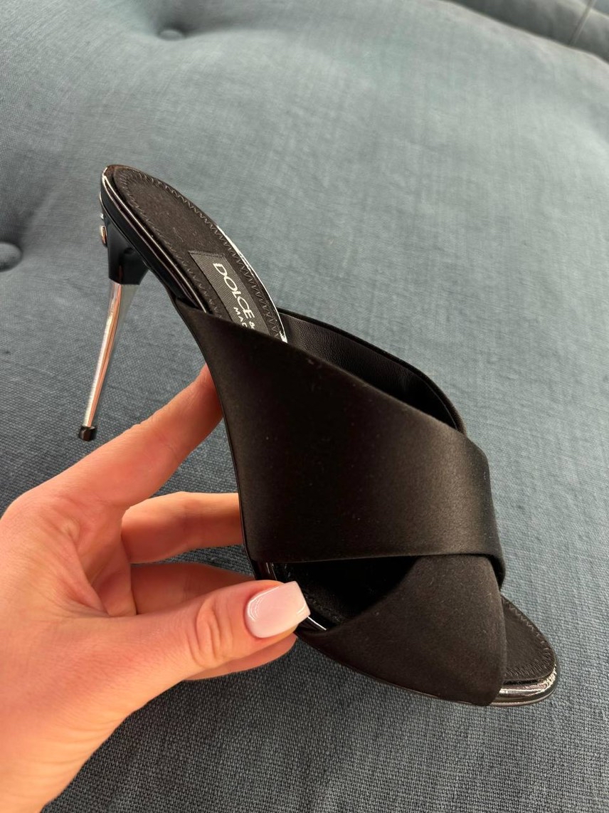 DOLCE & GABBANA Sandals front view - Women's luxury Shoes