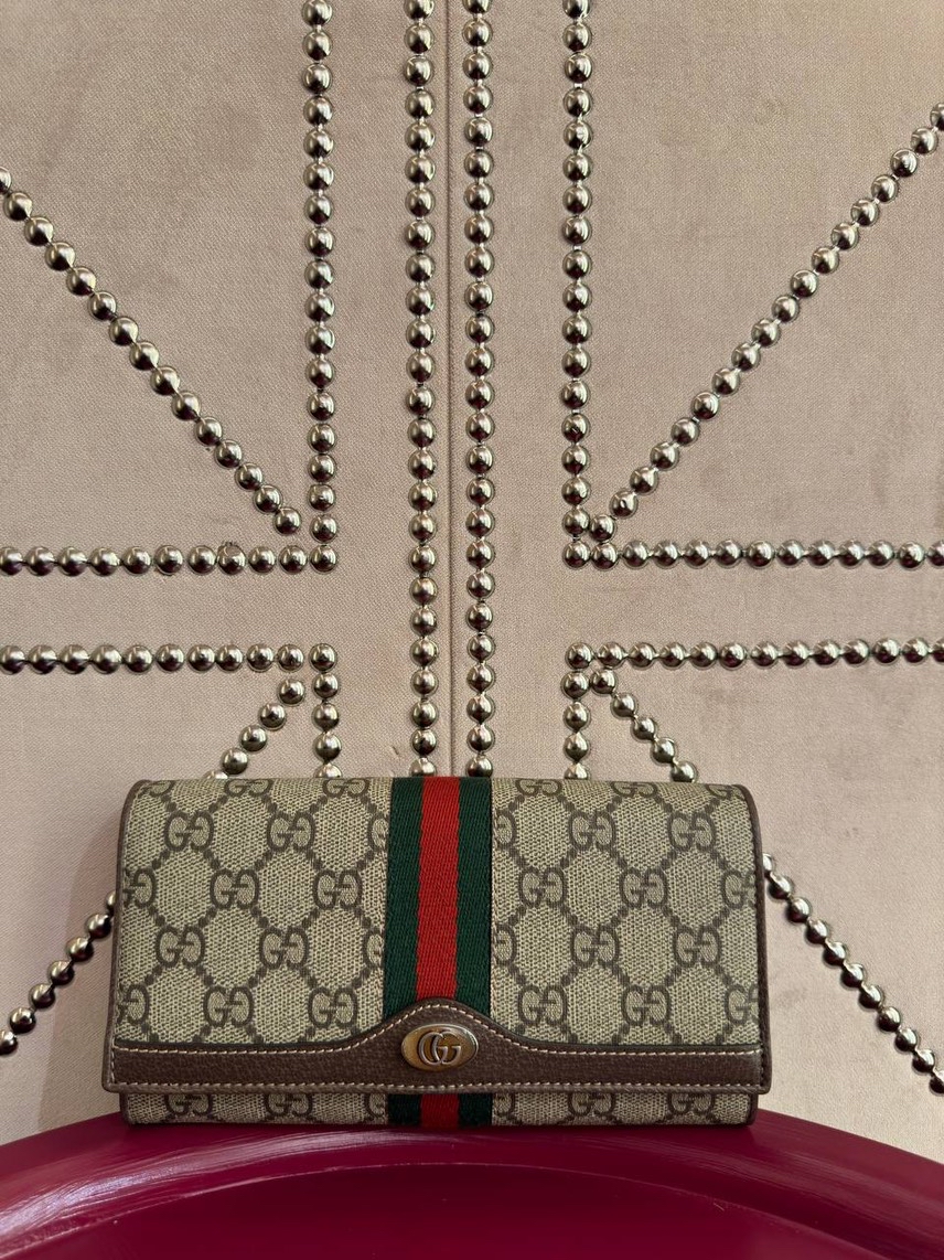 GUCCI Clutch bags front view - Women's luxury Bags