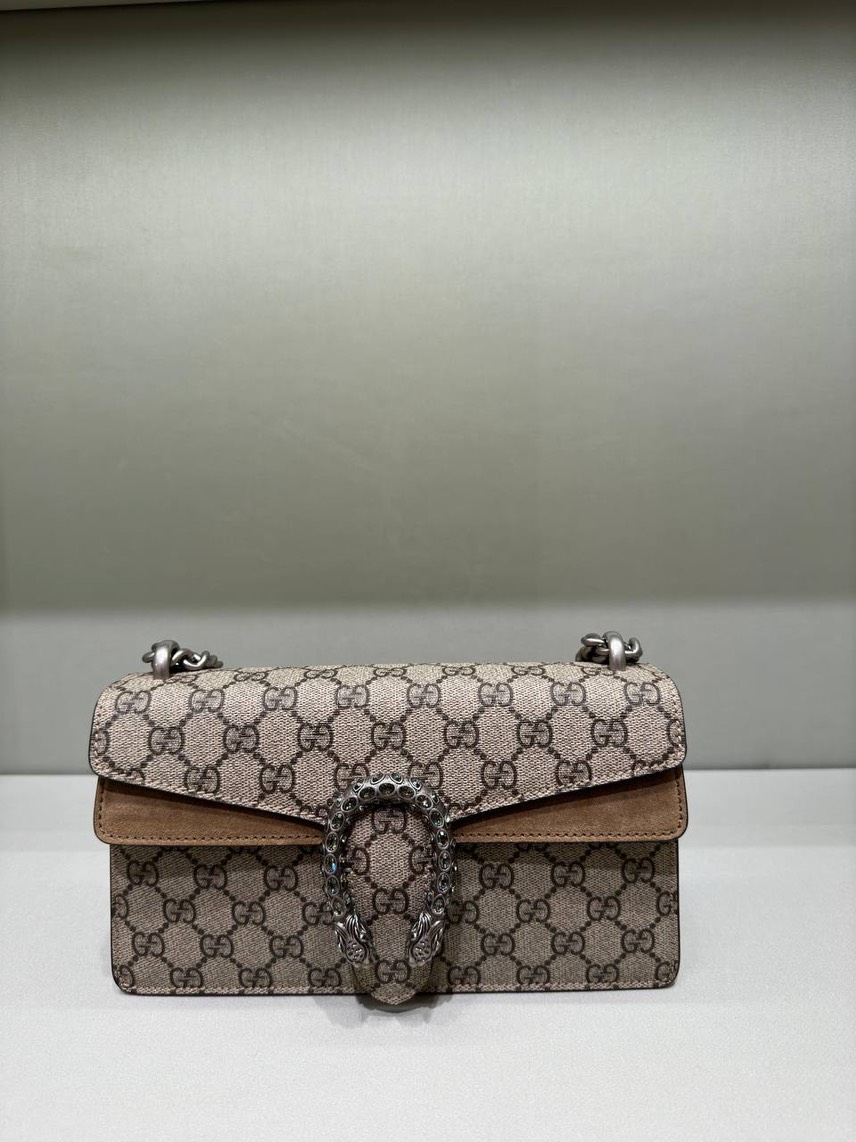 GUCCI Crossbody bags front view - Women's luxury Bags