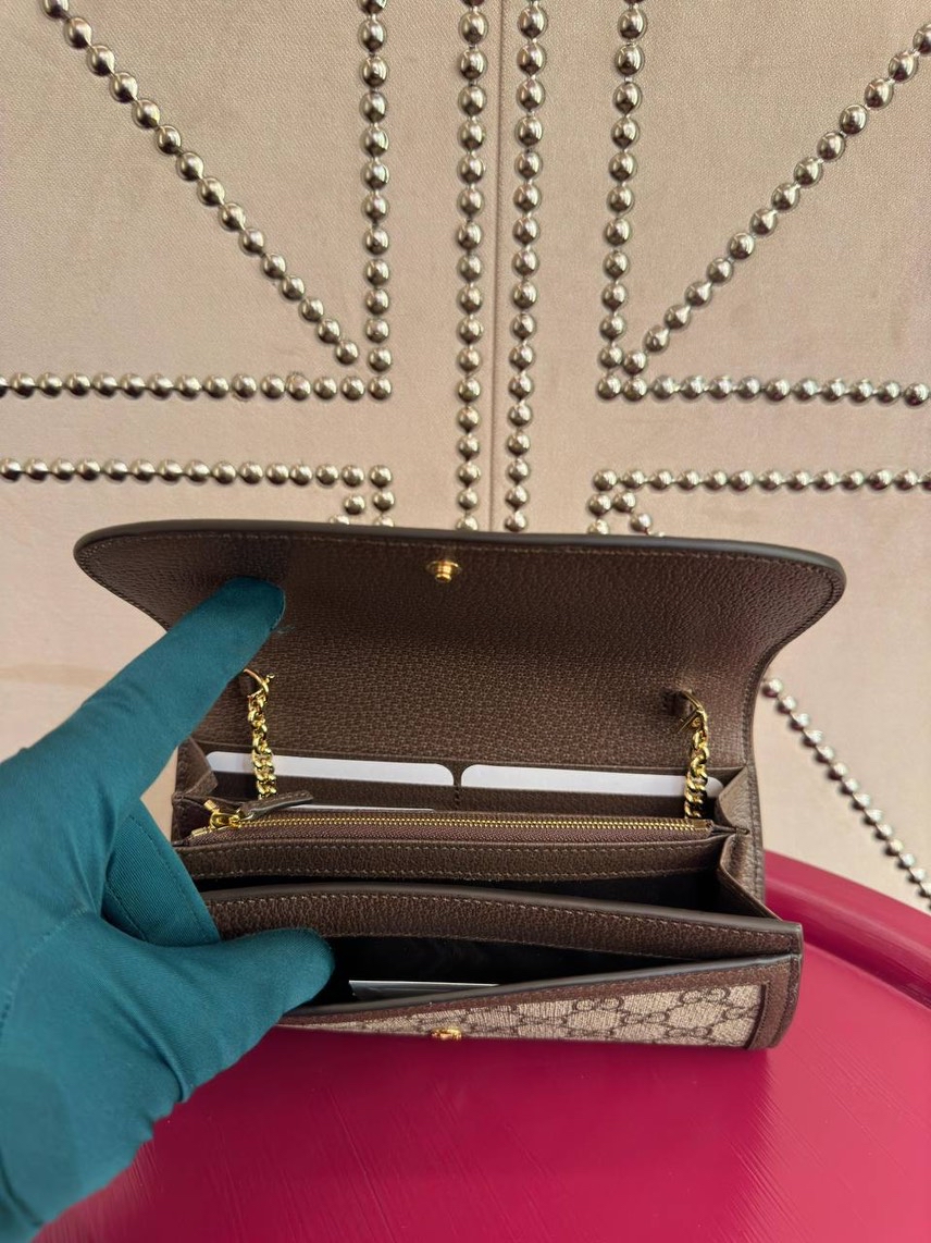 GUCCI Clutch bags side view - Women's luxury Bags