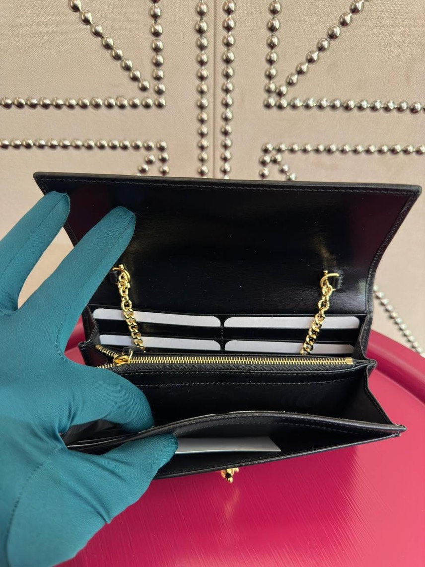 GUCCI Clutch bags side view - Women's luxury Bags