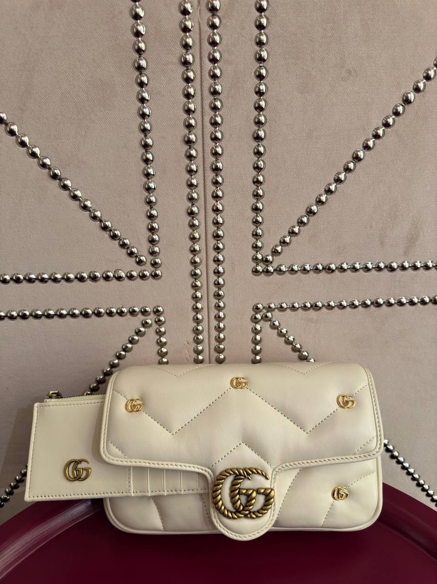 GUCCI Crossbody bags front view - Women's luxury Bags