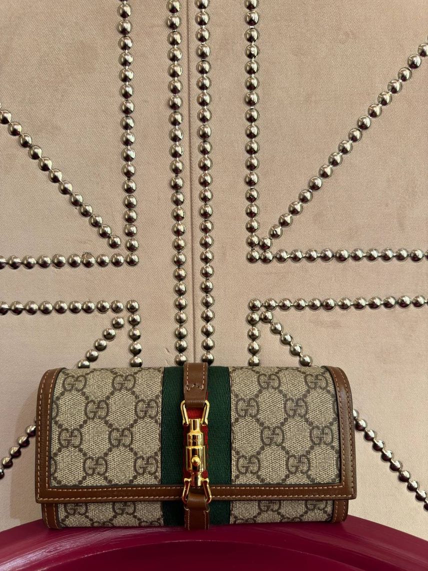 GUCCI Clutch bags front view - Women's luxury Bags