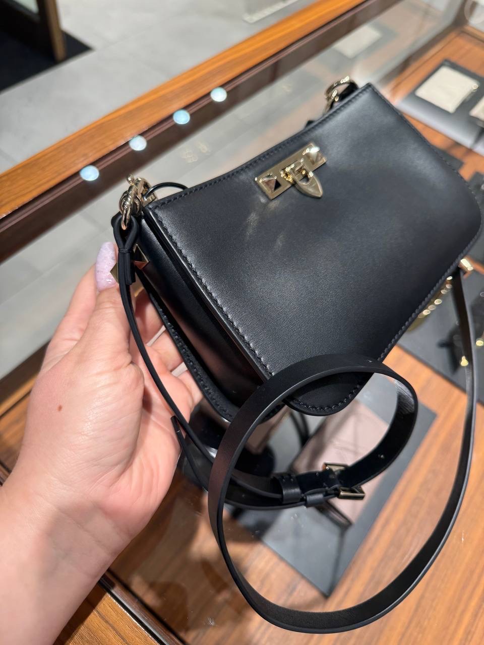 VALENTINO GARAVANI Crossbody bags side view - Women's luxury Bags