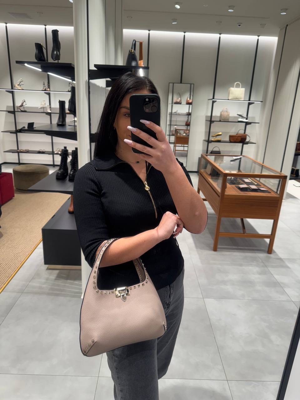 VALENTINO GARAVANI Shoulder bags side view - Women's luxury Bags