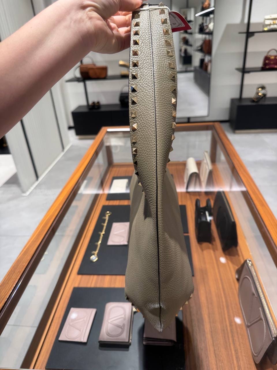 VALENTINO GARAVANI Shoulder bags side view - Women's luxury Bags