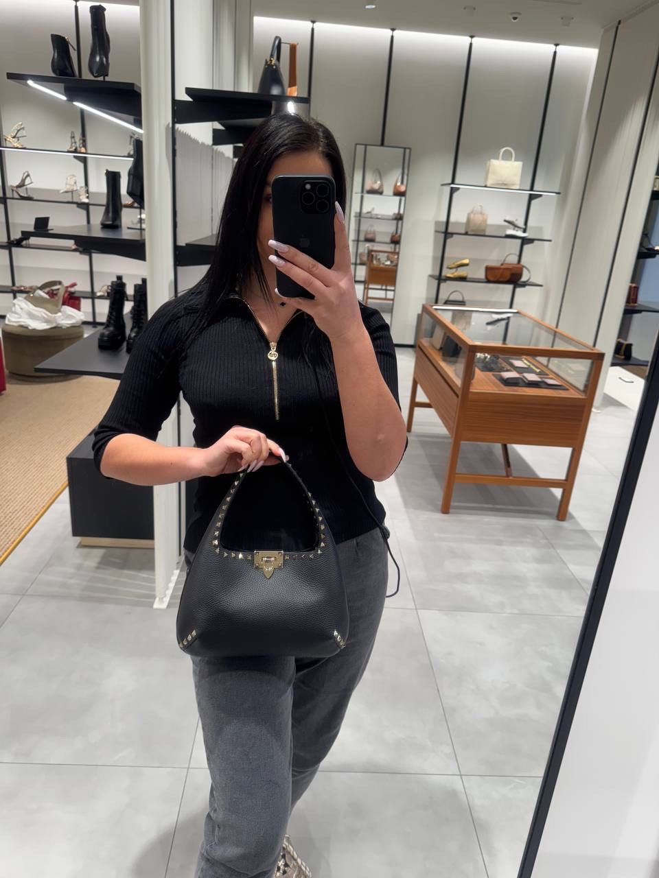VALENTINO GARAVANI Shoulder bags side view - Women's luxury Bags