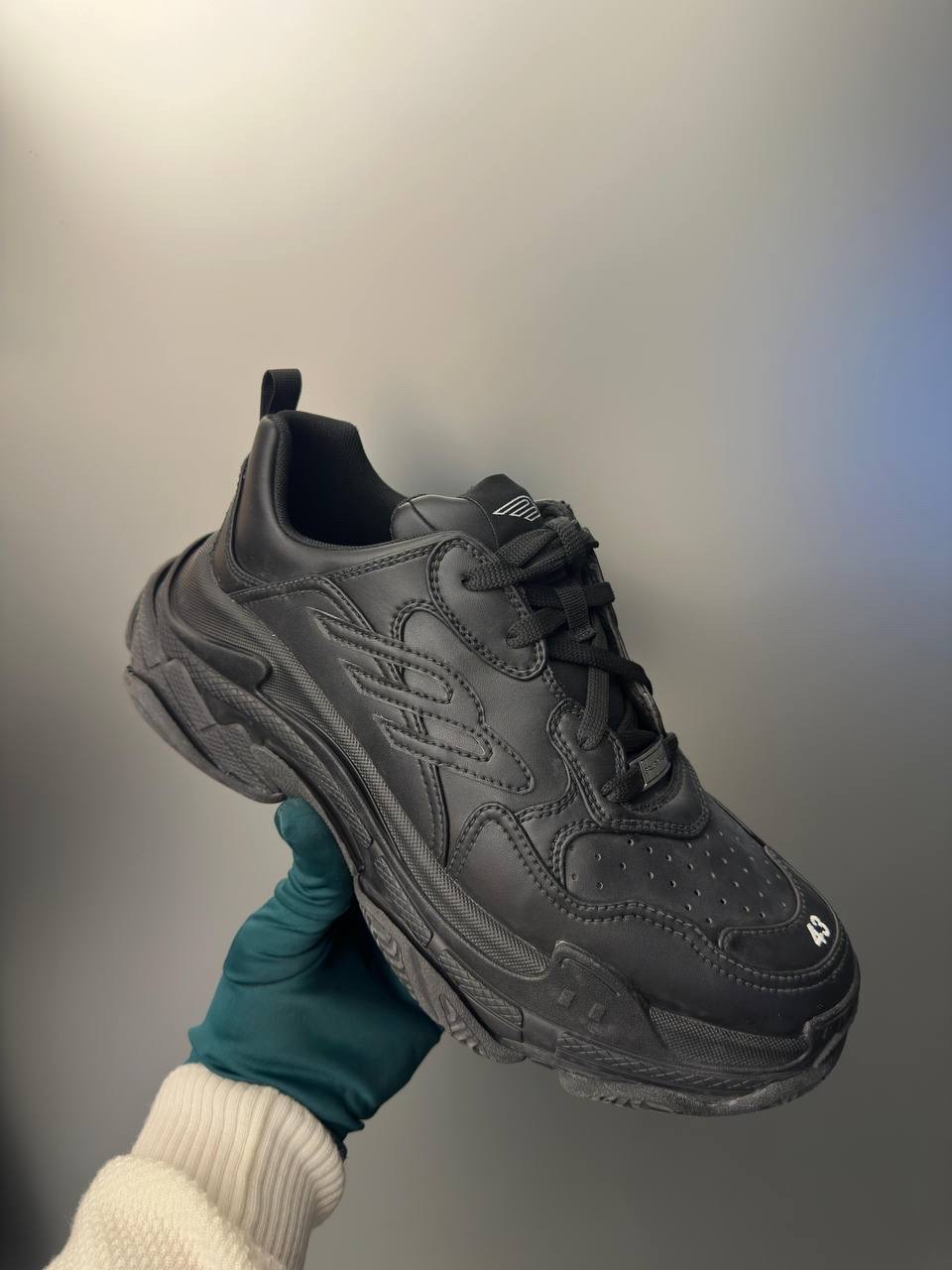 BALENCIAGA Sneakers front view - Men's luxury Shoes