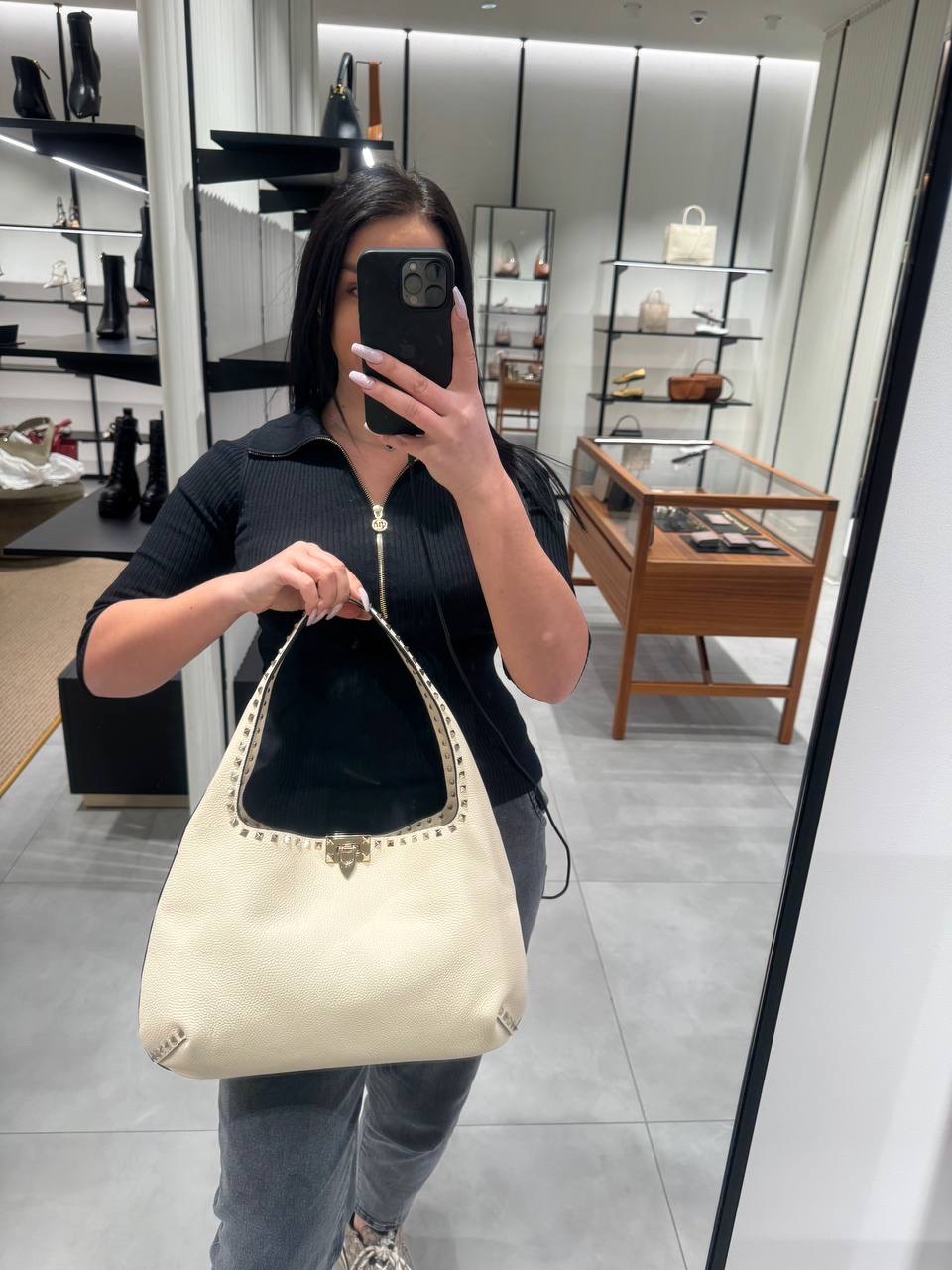 VALENTINO GARAVANI Shoulder bags side view - Women's luxury Bags