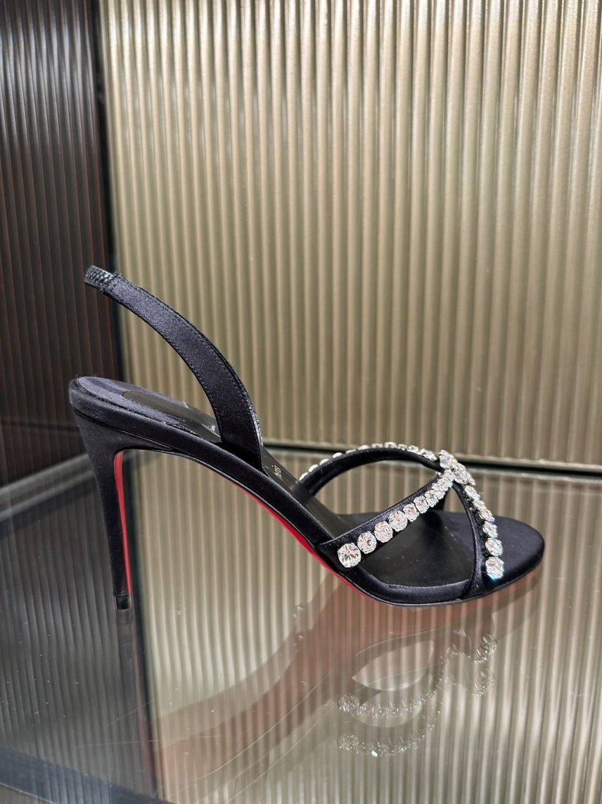 CHRISTIAN LOUBOUTIN Sandals side view - Women's luxury Shoes
