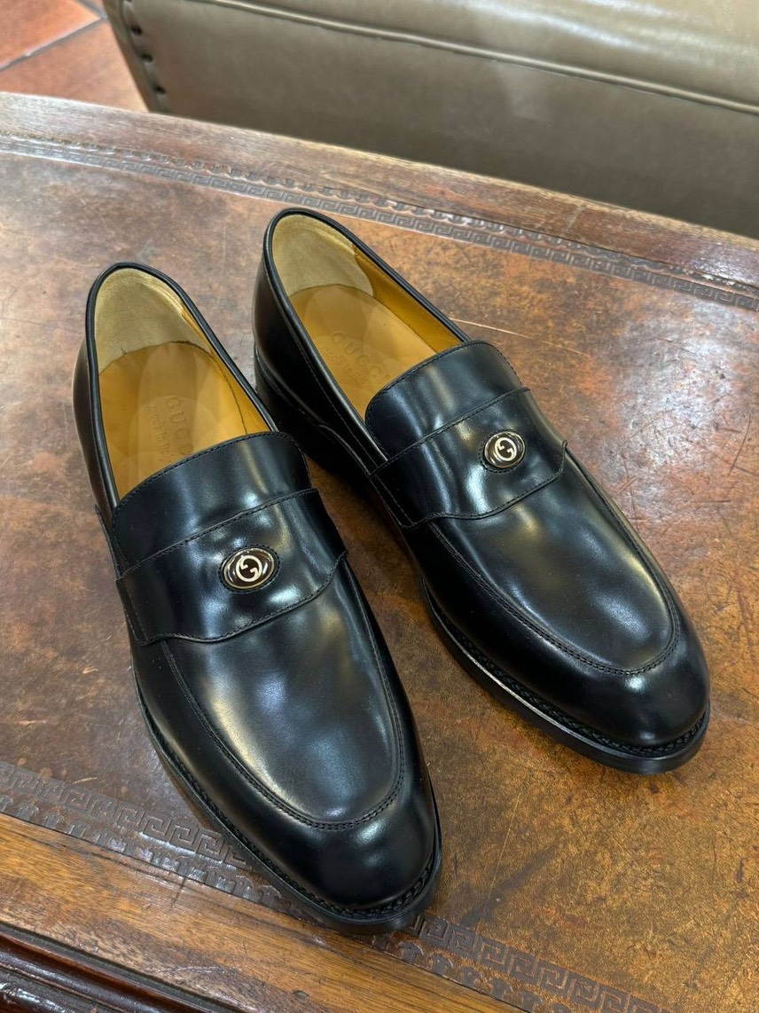 GUCCI Loafers front view - Men's luxury Shoes
