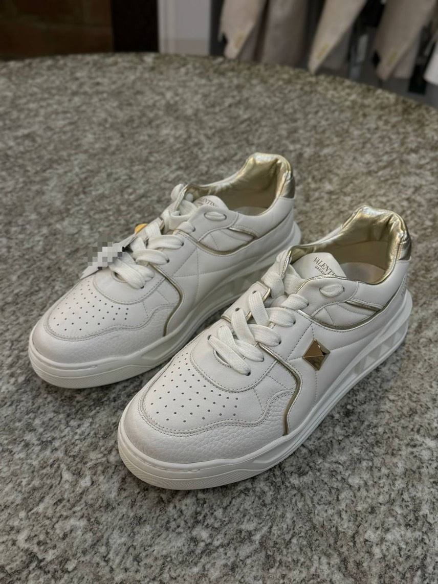 VALENTINO GARAVANI Sneakers front view - Men's luxury Shoes