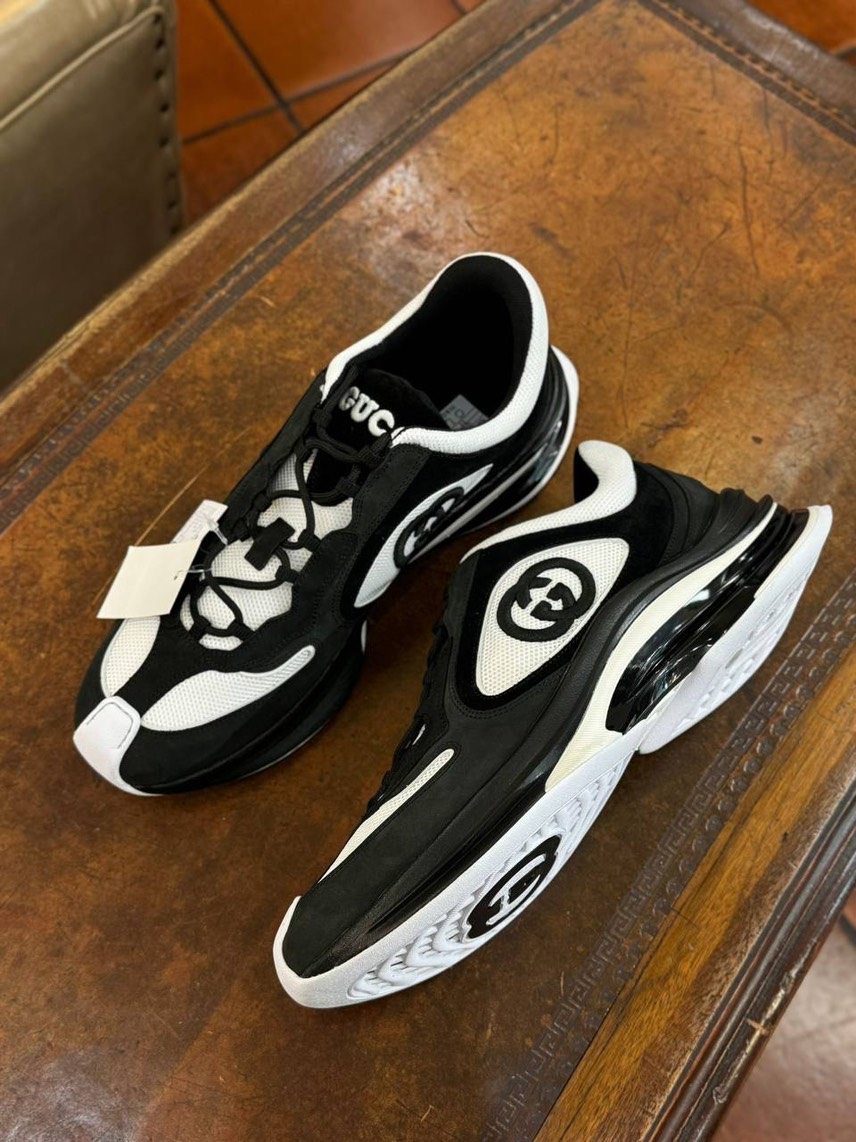 GUCCI Sneakers front view - Men's luxury Shoes