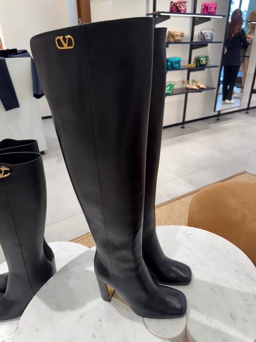 VALENTINO GARAVANI Boots front view - Women's luxury Shoes