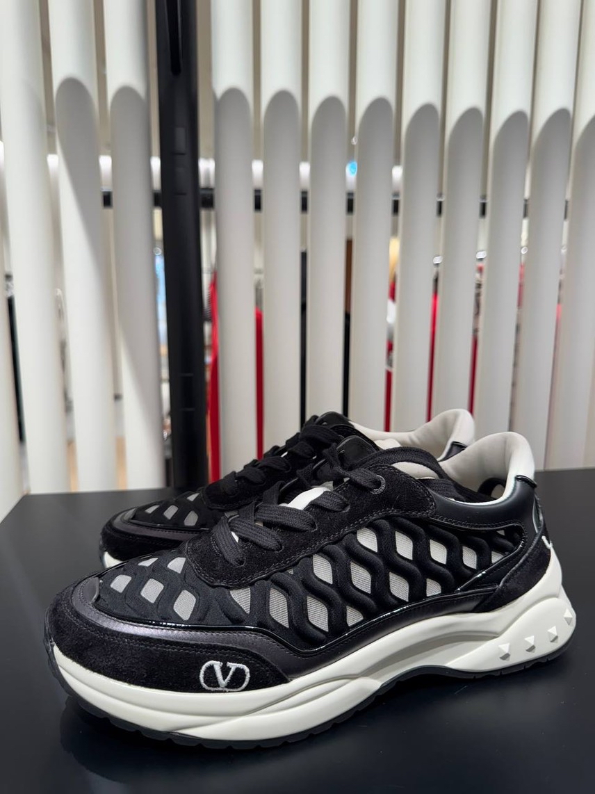 VALENTINO GARAVANI Sneakers front view - Women's luxury Shoes