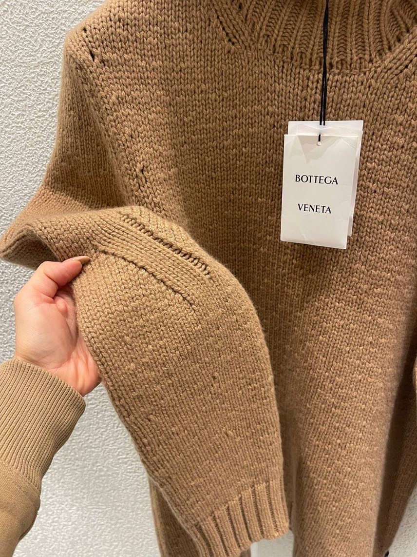 BOTTEGA VENETA Knitwear side view - Men's luxury Clothes
