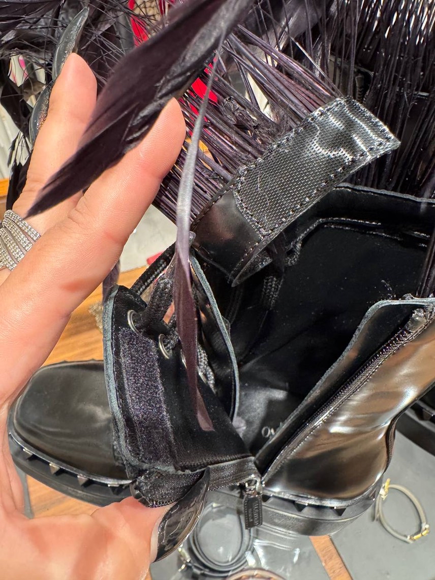 VALENTINO GARAVANI Boots side view - Women's luxury Shoes