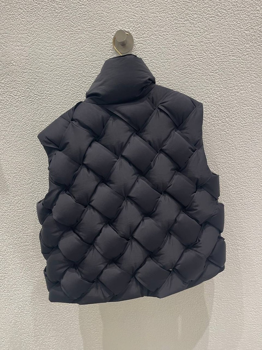BOTTEGA VENETA Gilets side view - Women's luxury Clothes