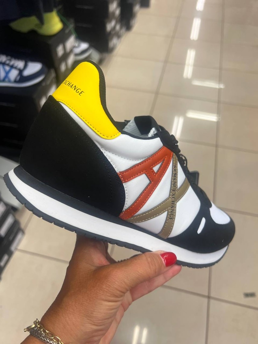 ARMANI EXCHANGE Sneakers side view - Men's luxury Shoes
