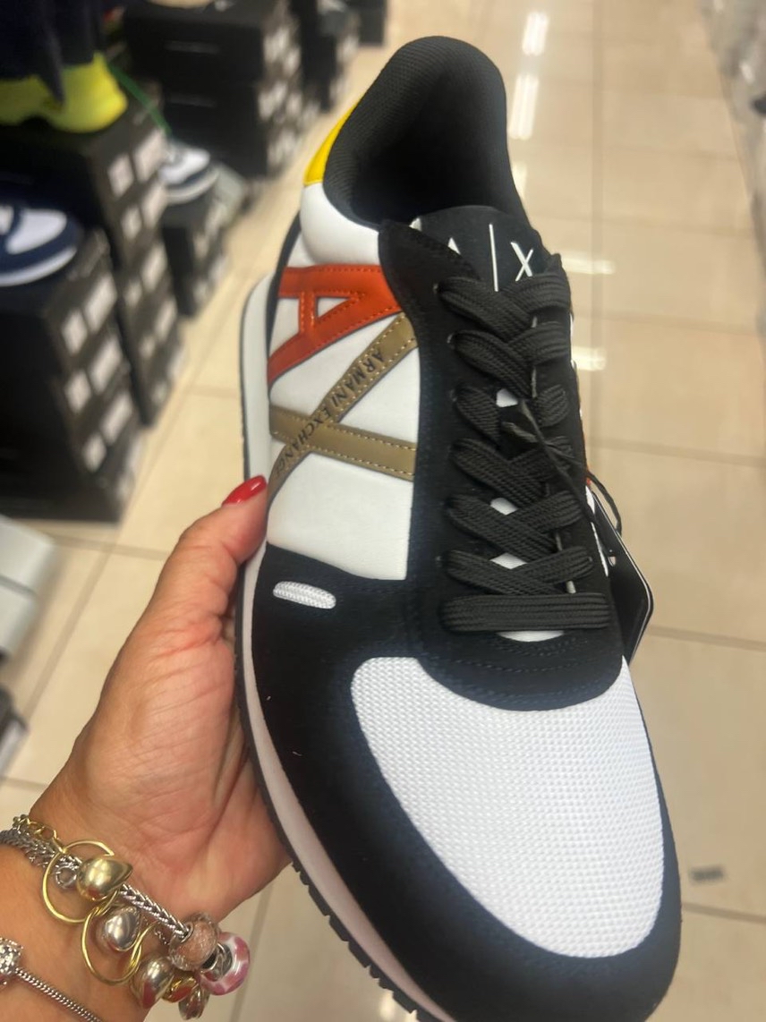 ARMANI EXCHANGE Sneakers side view - Men's luxury Shoes