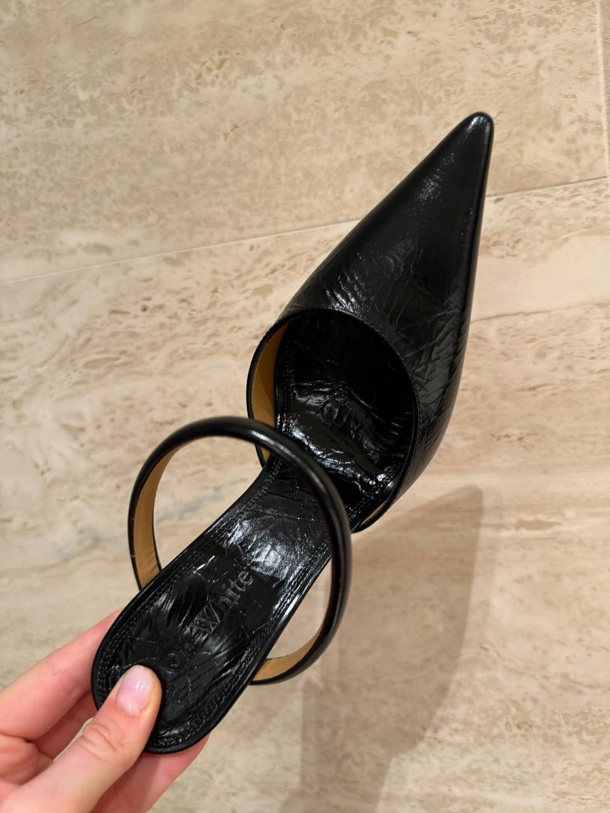 OFF-WHITE Sandals side view - Women's luxury Shoes