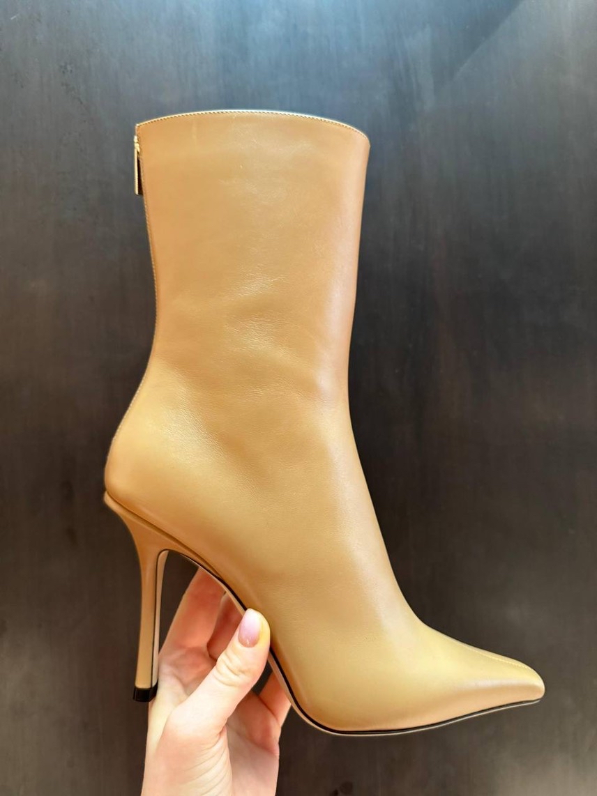 JIMMY CHOO Boots front view - Women's luxury Shoes