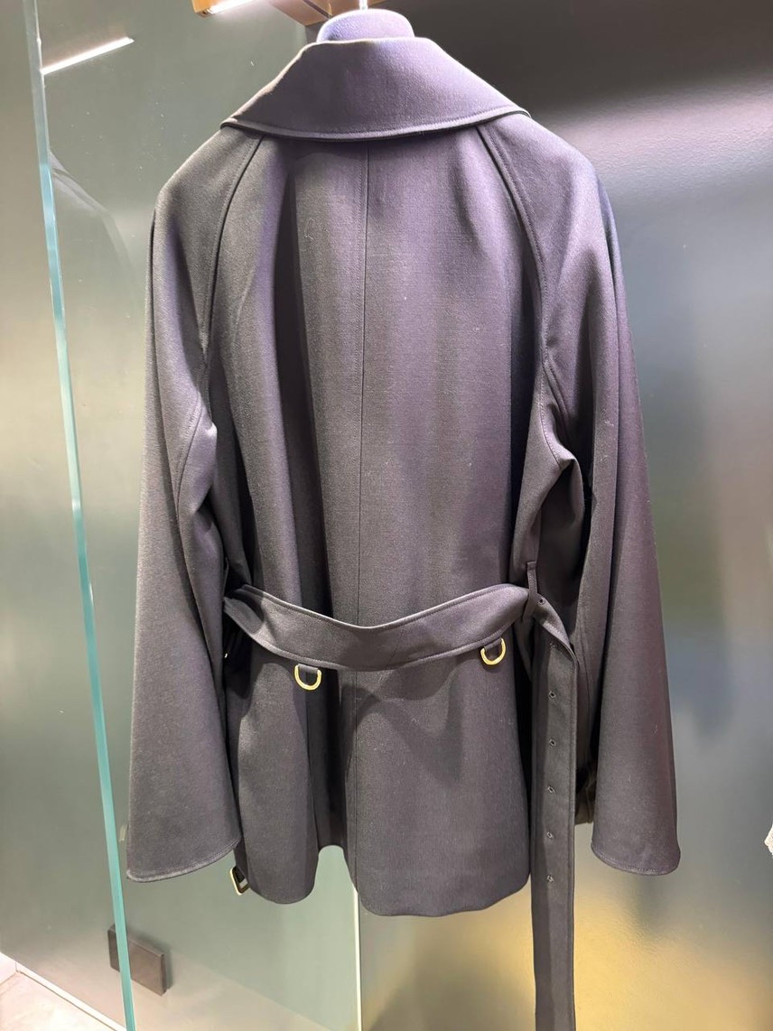 BURBERRY Coats side view - Women's luxury Clothes