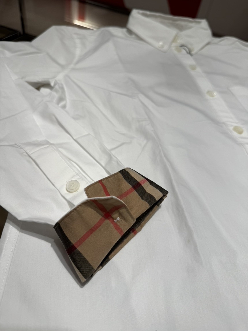 BURBERRY Shirts side view - Women's luxury Clothes