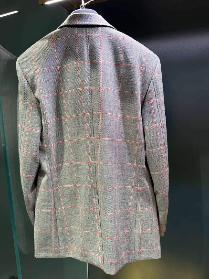 GUCCI Suits (Sartoria, Tailoring) side view - Women's luxury Clothes