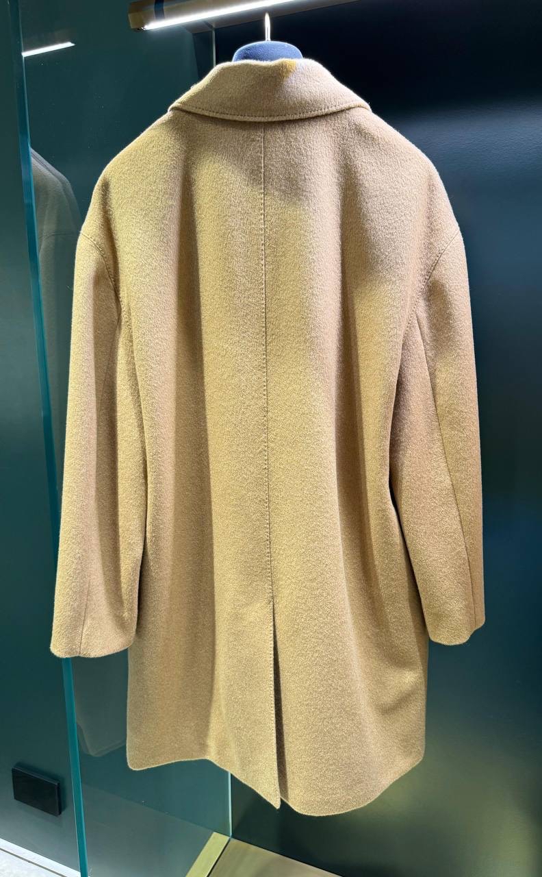 GUCCI Coats side view - Women's luxury Clothes