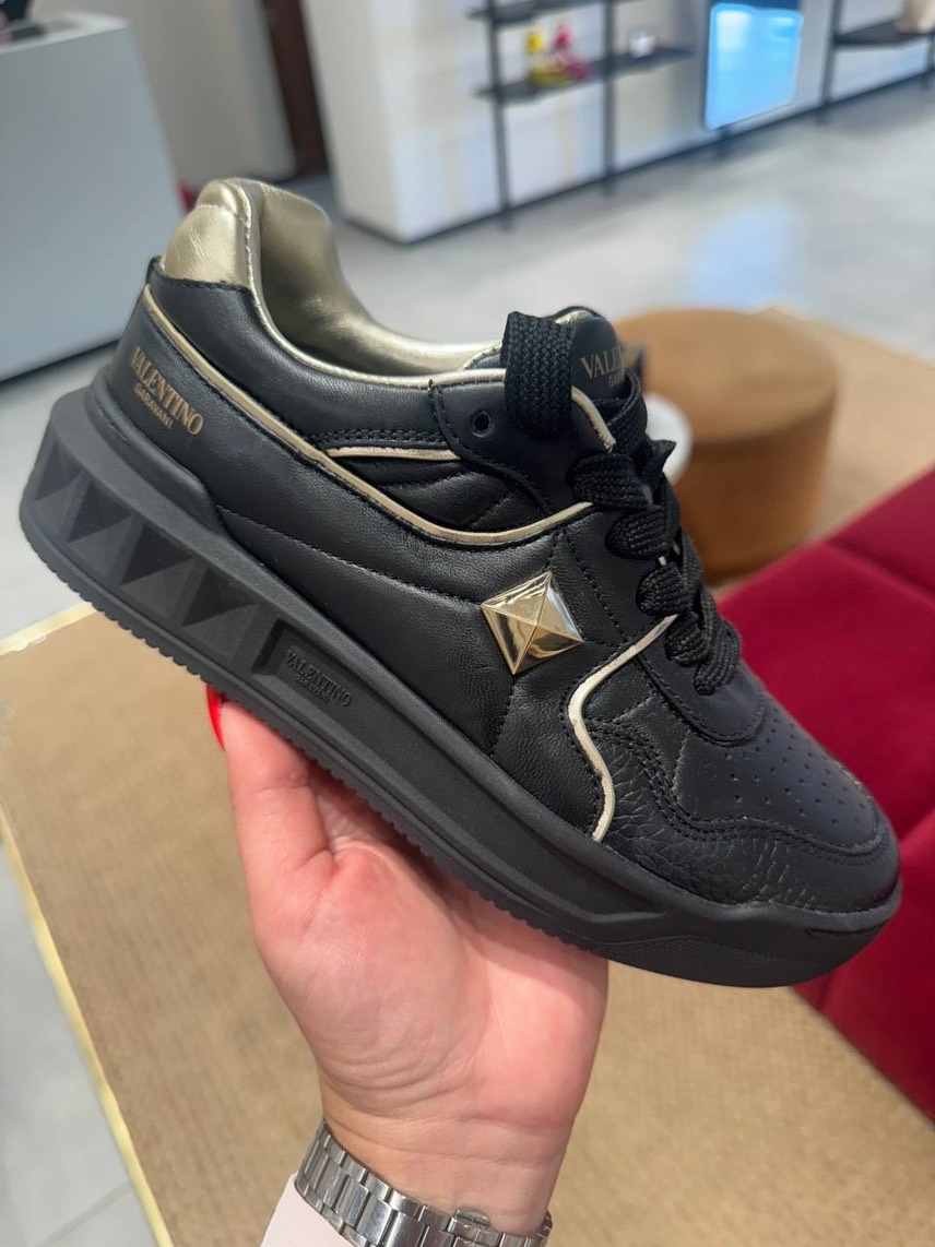 VALENTINO GARAVANI Sneakers front view - Women's luxury Shoes