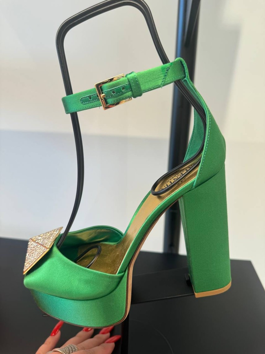 VALENTINO GARAVANI Sandals side view - Women's luxury Shoes