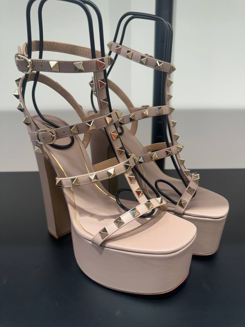 VALENTINO GARAVANI Sandals side view - Women's luxury Shoes