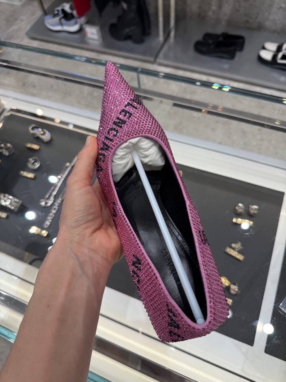 BALENCIAGA Pumps side view - Women's luxury Shoes