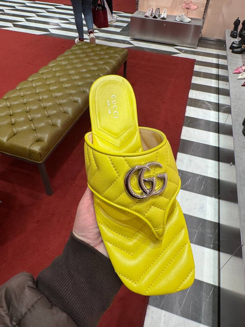 GUCCI Slides front view - Women's luxury Shoes